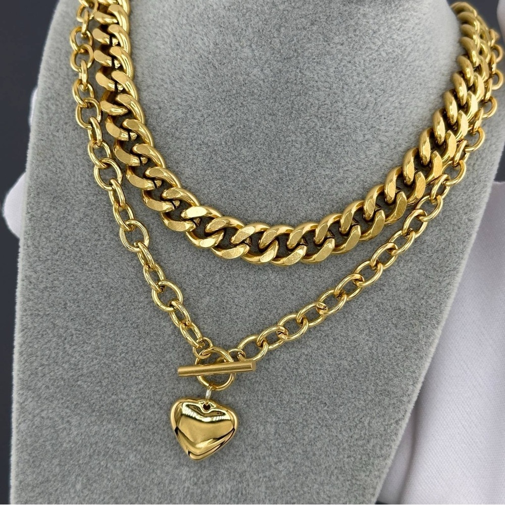 Gold Heart Pendant Necklace - Picture 2 of 2